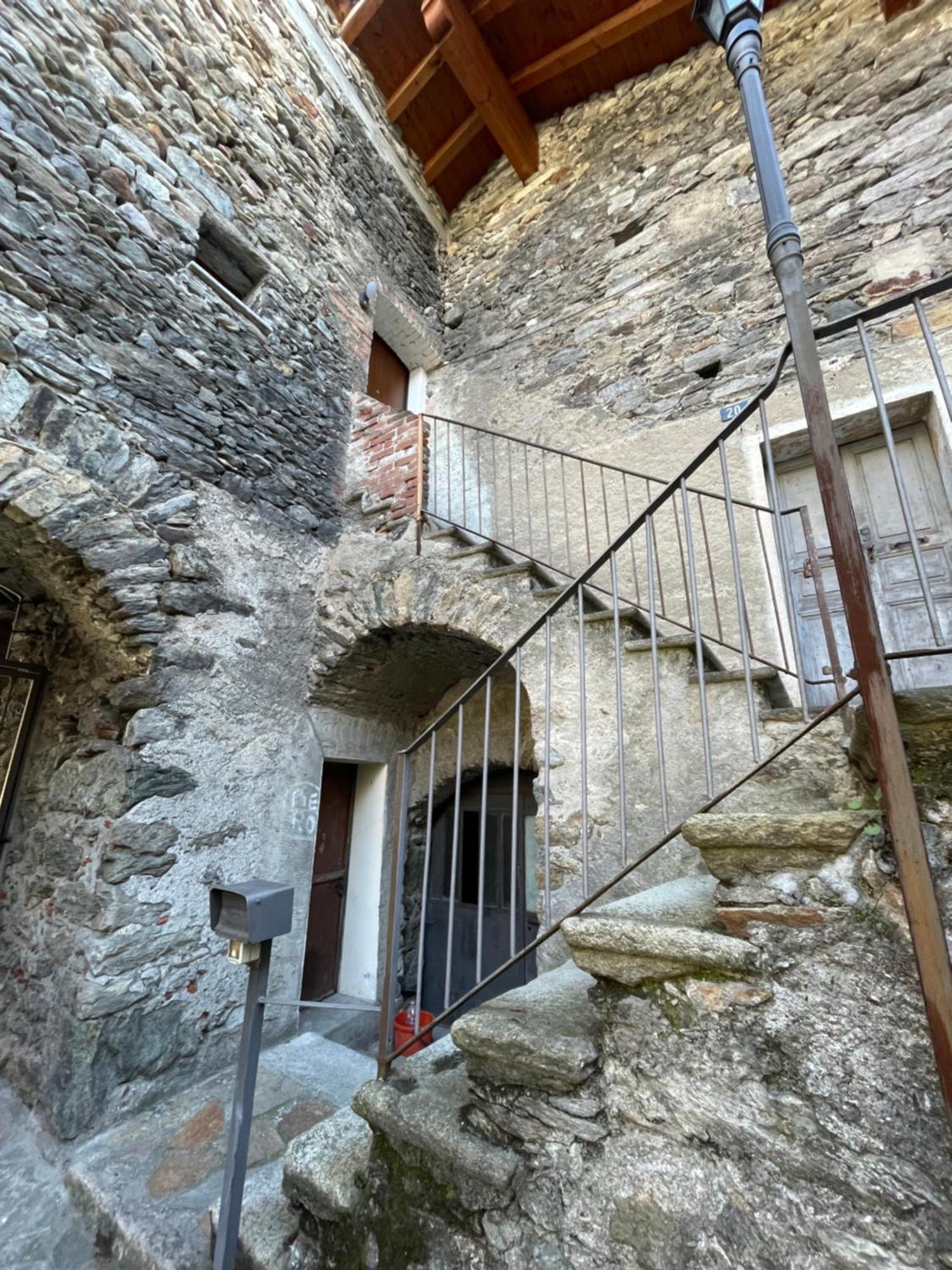 La Maison De Sara Pont-Saint-Martin Exterior photo